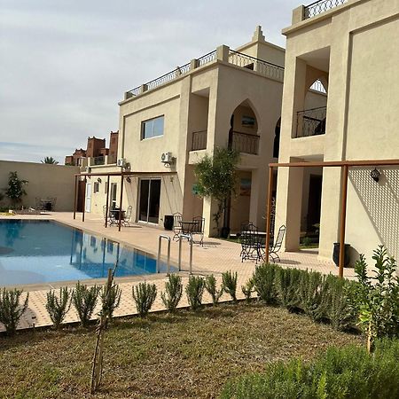 Maison D'Hotes Iminigran & Spa Уарзазат Экстерьер фото