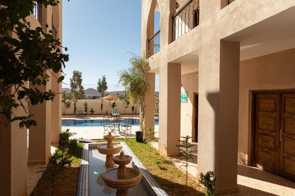 Maison D'Hotes Iminigran & Spa Уарзазат Экстерьер фото